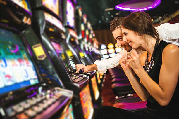Live dealer at koin313 casino table with multi-camera setup